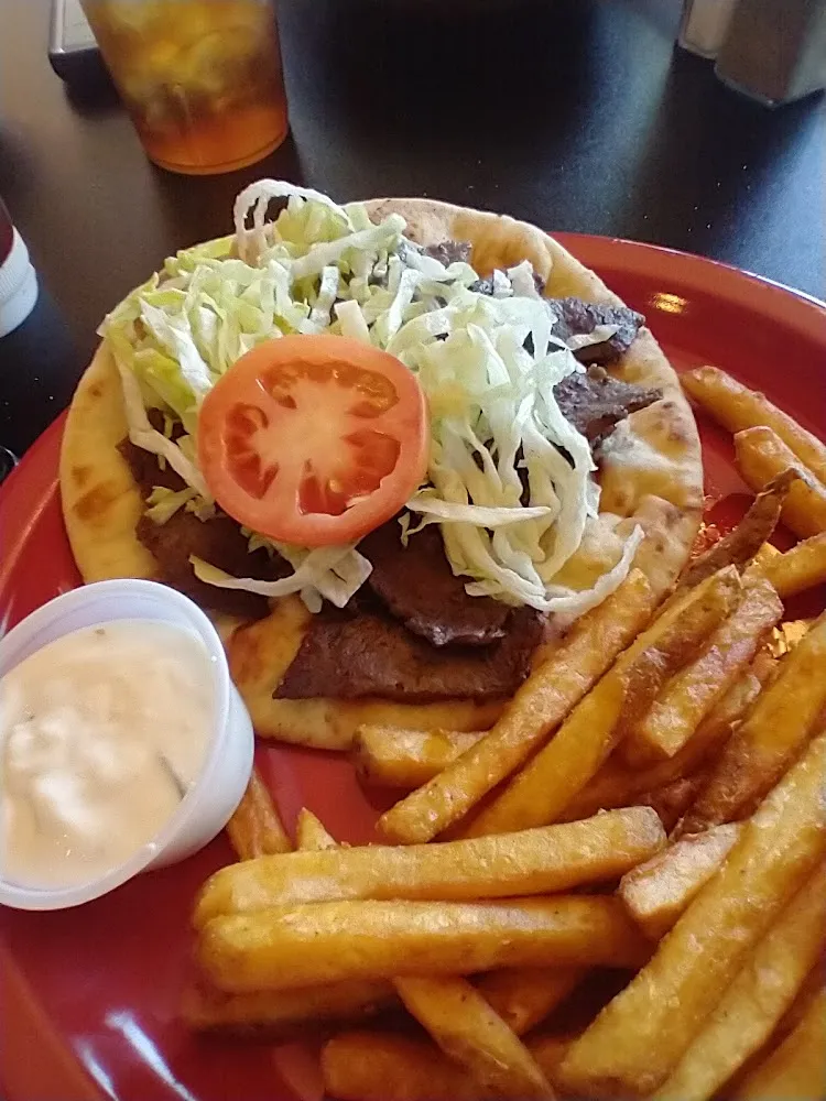 Gyro Yee-Row