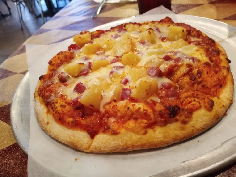 Hawaiian Pizza